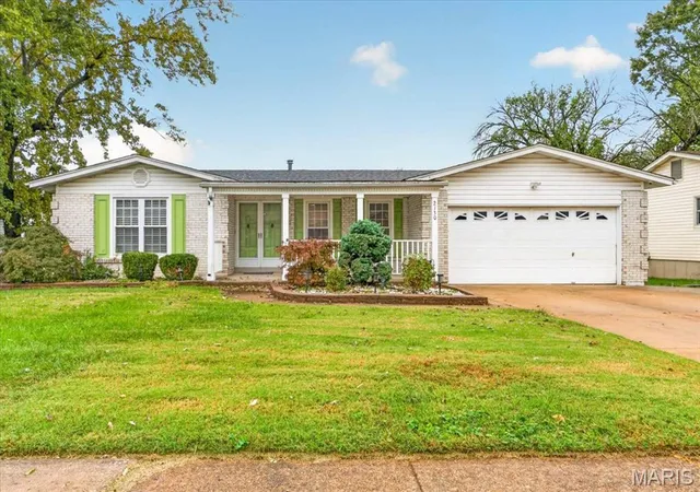 Photo 1 of Single family home for sale at 2130 Bienville Dr, Florissant, MO 63031 | MLS# MIS26066241 | Listing updated on 2026-10-26