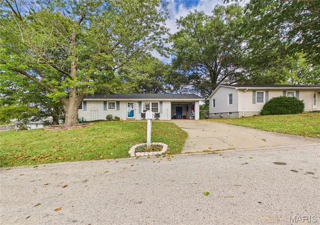 Photo 1 of Single family home for sale at 2122 Brink Ave, Cape Girardeau, MO 63703 | MLS# MIS26066251 | Listing updated on 2026-10-19