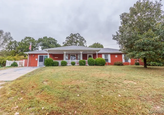 Photo 3 of Single family home for sale at 6172 State Rd T, Stoutland, MO 65567 | MLS# MIS26066277 | Listing updated on 2026-10-21