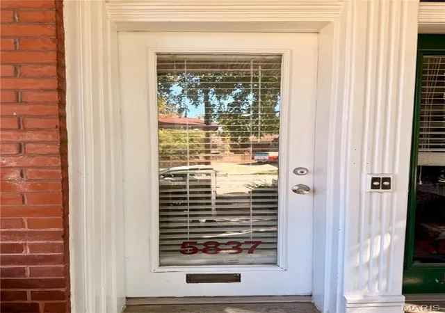 Photo 3 of Multi family home for sale at 5837 Nina Pl, Saint Louis, MO 63112 | MLS# MIS26066282 | Listing updated on 2026-10-15