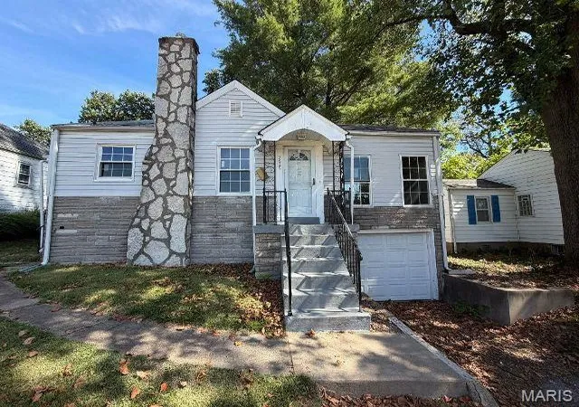 Photo 1 of Sale Pending at 7625 Belwood Dr, Saint Louis, MO 63121 | MLS# MIS26066293 | Listing updated on 2026-10-26