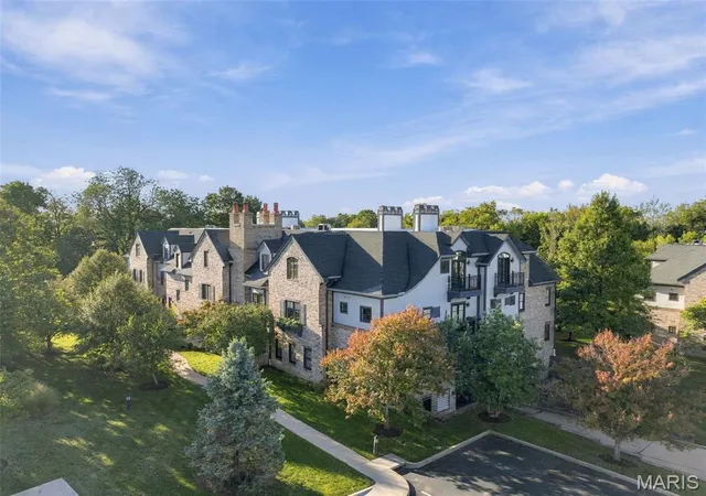 Photo 3 of Sale Pending at 12420 Rott Rd #1C, Saint Louis, MO 63127 | MLS# MIS26066294 | Listing updated on 2026-10-24