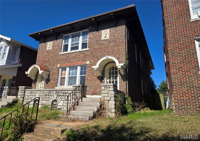 Photo 2 of Multi family home for sale at 4639 Wilcox Ave, Saint Louis, MO 63116 | MLS# MIS26066312 | Listing updated on 2026-10-22