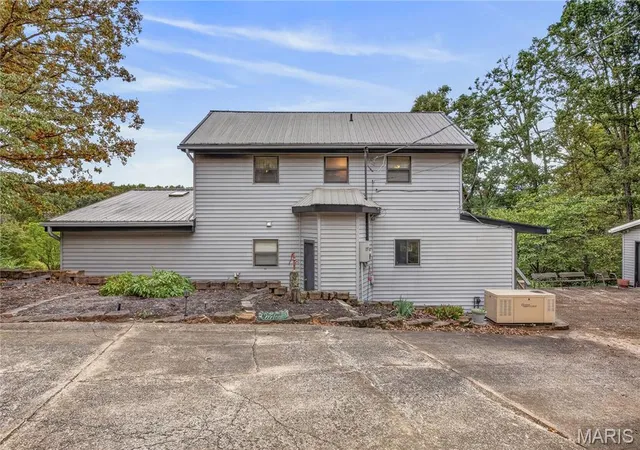 Photo 2 of House for sale at 12950 Palmer Ln, De Soto, MO 63020 | MLS# MIS26066313 | Listing updated on 2026-10-19