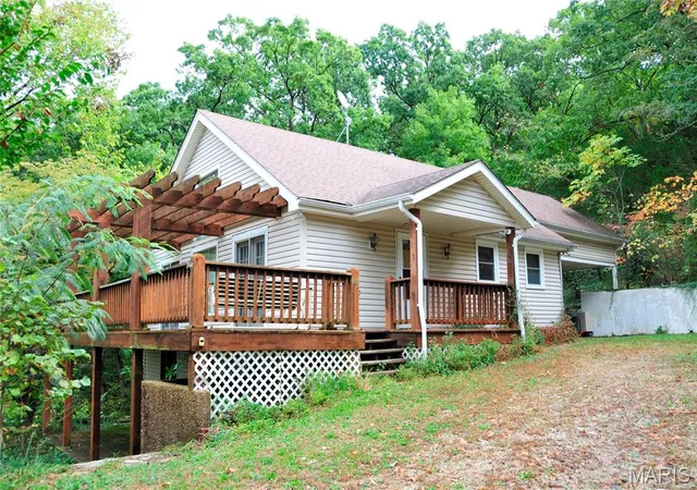 Photo 1 of Single family home for sale at 1768 E Forest Ln, Owensville, MO 65066 | MLS# MIS26066327 | Listing updated on 2026-10-20