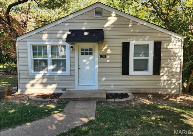 Single family home for sale at 247 Barto Dr, Saint Louis, MO 63135 | MLS# MIS26066341