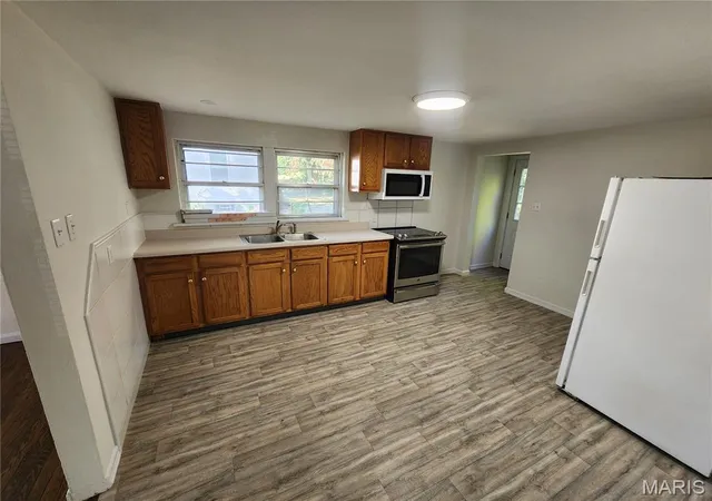 Photo 2 of Single family home for sale at 247 Barto Dr, Saint Louis, MO 63135 | MLS# MIS26066341 | Listing updated on 2026-10-15