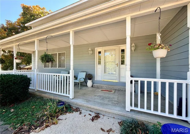 Photo 3 of Single family home for sale at 1002 Turkey Run, Rolla, MO 65401 | MLS# MIS26066343 | Listing updated on 2026-10-19