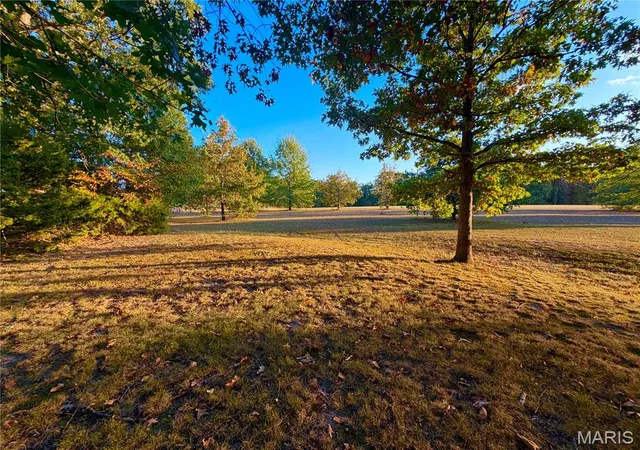 Photo 3 of Land for sale at 00 Shady Oak Pl, Perry, MO 63462 | MLS# MIS26066346 | Listing updated on 2026-10-15