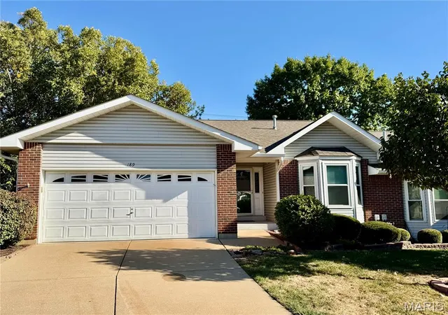Single family home for sale at 189 Southern Oaks Dr, St Charles, MO 63303 | MLS# MIS26066350