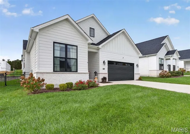 Photo 2 of Single family home for sale at 103 Hvn Ridge Ct, O Fallon, MO 63368 | MLS# MIS26066356 | Listing updated on 2026-10-20