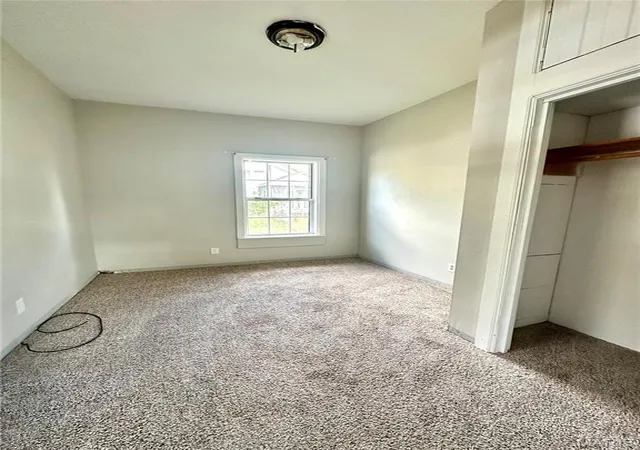 Photo 3 of Single family home for sale at 407 W St Louis St, Bland, MO 65014 | MLS# MIS26066380 | Listing updated on 2026-10-16