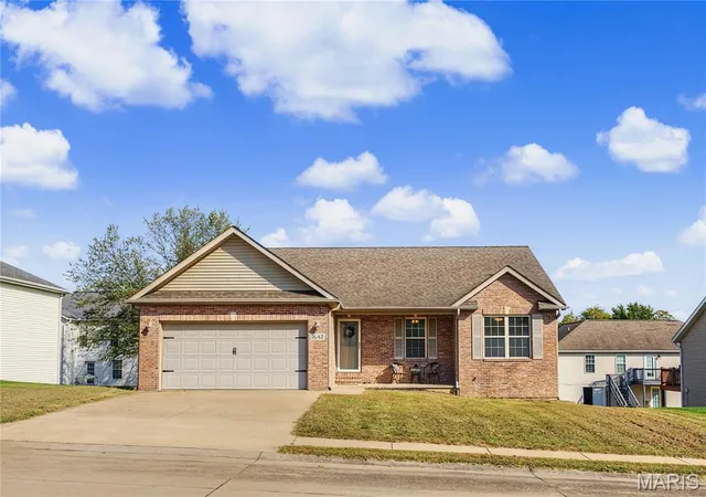 Photo 1 of Single family home for sale at 1642 Jackson Ridge Dr, Jackson, MO 63755 | MLS# MIS26066396 | Listing updated on 2026-10-19