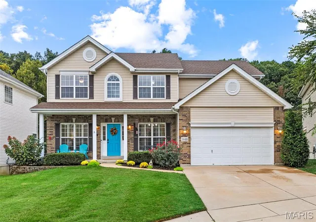 Single family home for sale at 1448 Red Oak Plantation Dr, Ballwin, MO 63021 | MLS# MIS26066411