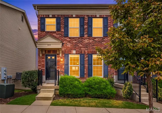 Photo 1 of Townhouse for sale at 305 Willott Sq Dr, Saint Peters, MO 63376 | MLS# MIS26066413 | Listing updated on 2026-10-19
