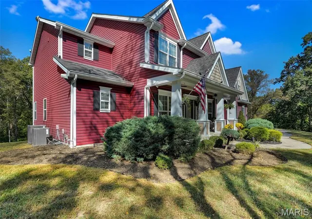 Photo 3 of Single family home for sale at 715 Madison Valley, Wildwood, MO 63005 | MLS# MIS26066415 | Listing updated on 2026-10-22