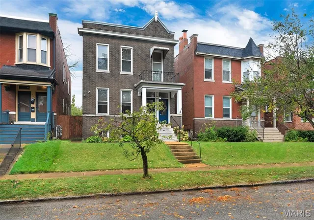 Photo 1 of Single family home for sale at 748 Dover Pl, Saint Louis, MO 63111 | MLS# MIS26066417 | Listing updated on 2026-10-19