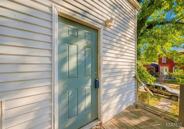 Photo 3 of Single family home for sale at 4711 Minnesota Ave, Saint Louis, MO 63111 | MLS# MIS26066425 | Listing updated on 2026-10-18