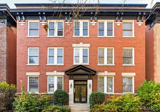 Photo 1 of Condo for sale at 6114 Washington Blvd #202, Saint Louis, MO 63112 | MLS# MIS26066431 | Listing updated on 2026-10-22