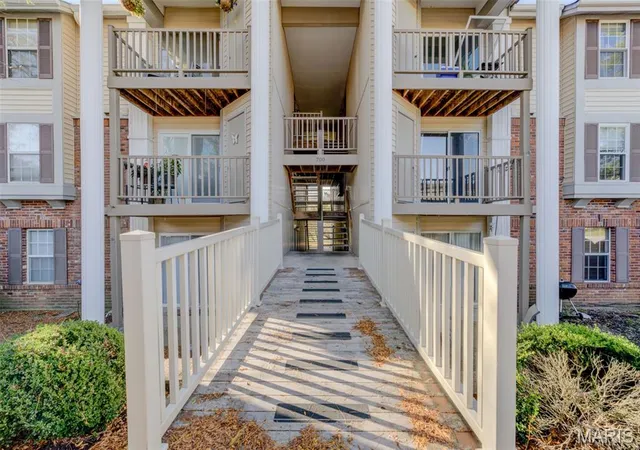 Photo 1 of Condo for sale at 700 Ridgeside Dr #H, Ballwin, MO 63021 | MLS# MIS26066451 | Listing updated on 2026-10-29