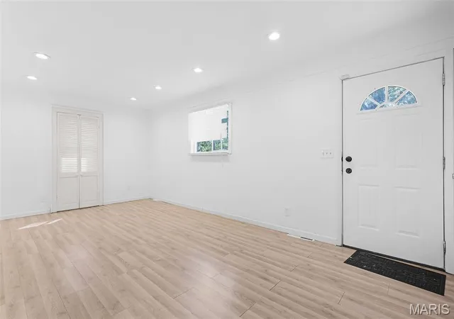 Photo 3 of Single family home for sale at 2013 Florence St, East Saint Louis, IL 62206 | MLS# MIS26066461 | Listing updated on 2026-10-23