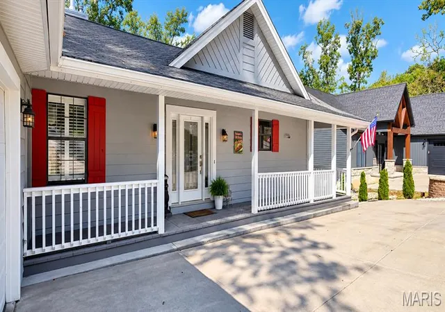 Photo 3 of Single family home for sale at 669 E Gray Friar, Marthasville, MO 63357 | MLS# MIS26066465 | Listing updated on 2026-10-21