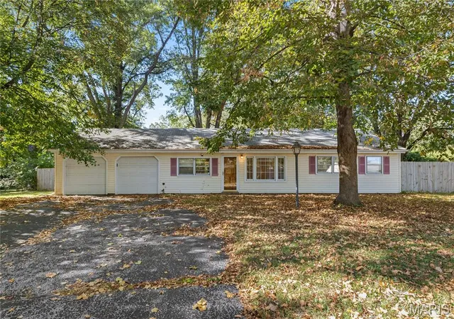 Photo 1 of Single family home for sale at 12011 Garden Ln, Spanish Lake, MO 63138 | MLS# MIS26066474 | Listing updated on 2026-10-23