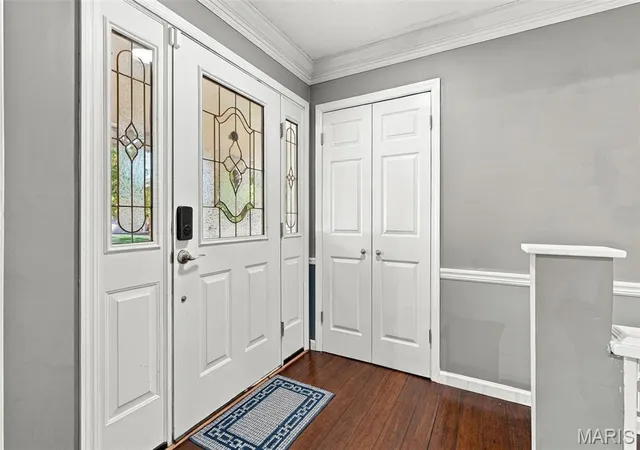 Photo 2 of Single family home for sale at 11868 Shallowbrook Dr, Saint Louis, MO 63146 | MLS# MIS26066481 | Listing updated on 2026-10-29