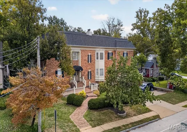 Photo 1 of Condo for sale at 210 N Taylor Ave #B, Saint Louis, MO 63122 | MLS# MIS26066487 | Listing updated on 2026-10-28