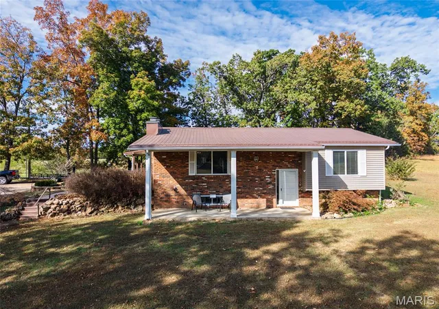 Photo 3 of Single family home for sale at 8965 Old Jackson Rd, Fredericktown, MO 63645 | MLS# MIS26066504 | Listing updated on 2026-10-22
