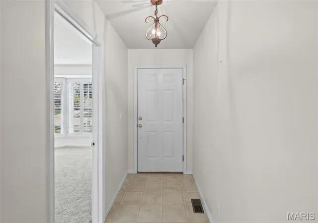 Photo 3 of Condo for sale at 1626 Mont Vista Ave, Godfrey, IL 62035 | MLS# MIS26066505 | Listing updated on 2026-10-23