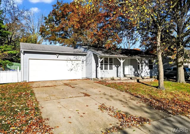 Photo 1 of Single family home for sale at 2325 Amarillo Dr, O Fallon, MO 63368 | MLS# MIS26066515 | Listing updated on 2026-10-29