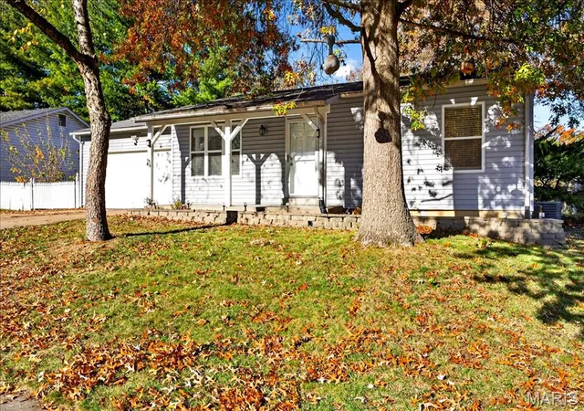 Photo 3 of Single family home for sale at 2325 Amarillo Dr, O Fallon, MO 63368 | MLS# MIS26066515 | Listing updated on 2026-10-29