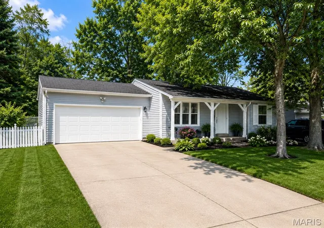 Photo 4 of Single family home for sale at 2325 Amarillo Dr, O Fallon, MO 63368 | MLS# MIS26066515 | Listing updated on 2026-10-29