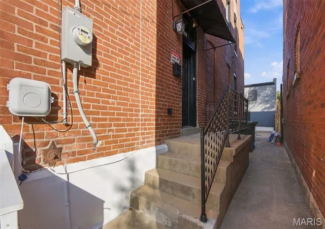 Photo 2 of Single family home for sale at 3656 Salena St, Saint Louis, MO 63118 | MLS# MIS26066519 | Listing updated on 2026-10-18