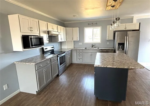 Photo 3 of Single family home for sale at 207 S 7th Street, Mulberry Grove, IL 62262 | MLS# MIS26066524 | Listing updated on 2026-10-15