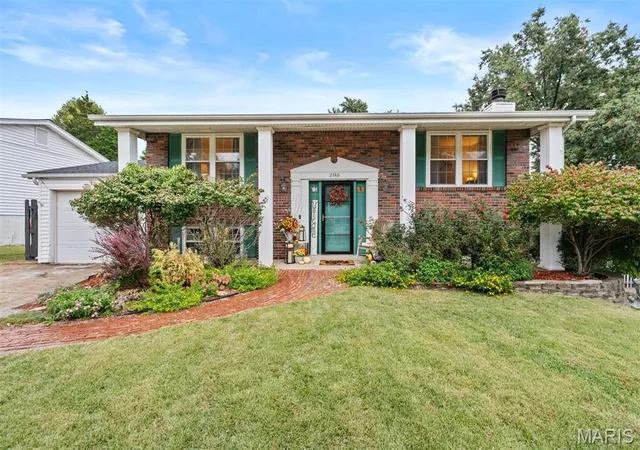 Single family home for sale at 2346 Wesglen Ests Dr, Maryland Heights, MO 63043 | MLS# MIS26066526