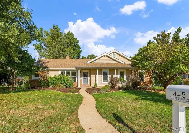 Photo 1 of Single family home for sale at 445 Mason Ridge Dr, Saint Charles, MO 63304 | MLS# MIS26066539 | Listing updated on 2026-10-27