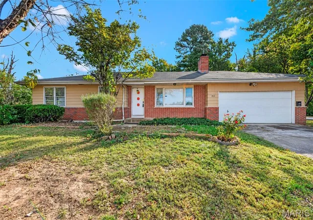 Photo 1 of Single family home for sale at 7012 N Hanley Rd, Hazelwood, MO 63042 | MLS# MIS26066580 | Listing updated on 2026-10-18