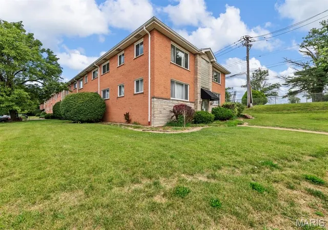 Photo 1 of Multi family home for sale at 7201-05 Gravois Ave, Saint Louis, MO 63116 | MLS# MIS26066598 | Listing updated on 2026-10-15