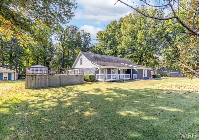 Photo 1 of Single family home for sale at 917 W Martin Ave, Campbell, MO 63933 | MLS# MIS26066619 | Listing updated on 2026-10-16