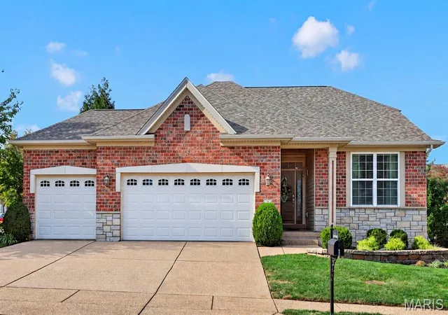 Photo 1 of Single family home for sale at 2 Tuscany Tr Dr, Saint Charles, MO 63303 | MLS# MIS26066629 | Listing updated on 2026-10-26