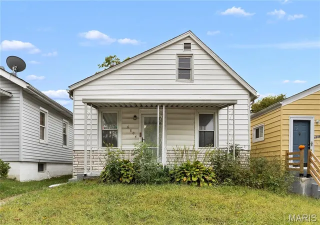 Photo 1 of Single family home for sale at 6604 Etzel Ave, Saint Louis, MO 63130 | MLS# MIS26066649 | Listing updated on 2026-10-16