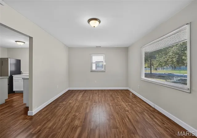 Photo 4 of Single family home for sale at 118 Paul Ave, Saint Louis, MO 63135 | MLS# MIS26066650 | Listing updated on 2026-10-19