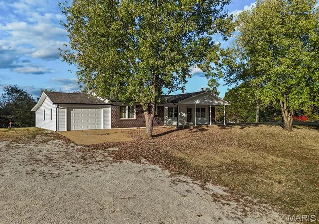 Photo 4 of Single family home for sale at 14655 State Route 21, De Soto, MO 63020 | MLS# MIS26066655 | Listing updated on 2026-10-22