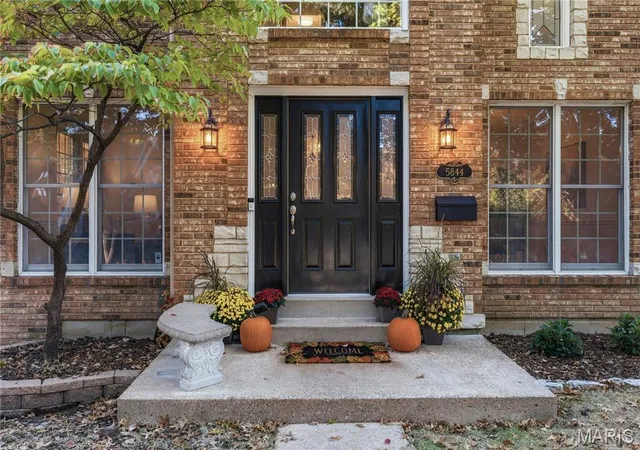 Photo 1 of Single family home for sale at 5844 Itaska St, Saint Louis, MO 63109 | MLS# MIS26066657 | Listing updated on 2026-10-21