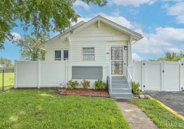 Photo 1 of Single family home for sale at 1848 Gaty Ave, East Saint Louis, IL 62205 | MLS# MIS26066674 | Listing updated on 2026-10-19