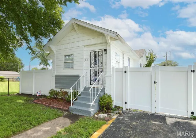 Photo 2 of Single family home for sale at 1848 Gaty Ave, East Saint Louis, IL 62205 | MLS# MIS26066674 | Listing updated on 2026-10-19