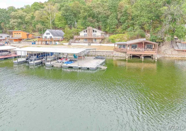 Photo 3 of Single family home for sale at 159/167 Bermuda Dr, Camdenton, MO 65020 | MLS# MIS26066704 | Listing updated on 2026-10-19