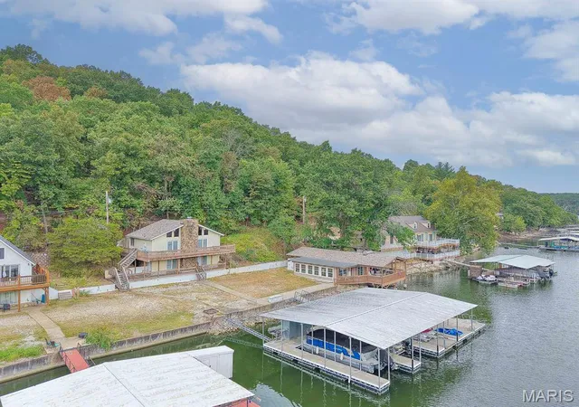Photo 3 of Single family home for sale at 159/167 Bermuda Dr, Camdenton, MO 65020 | MLS# MIS26066704 | Listing updated on 2026-10-19